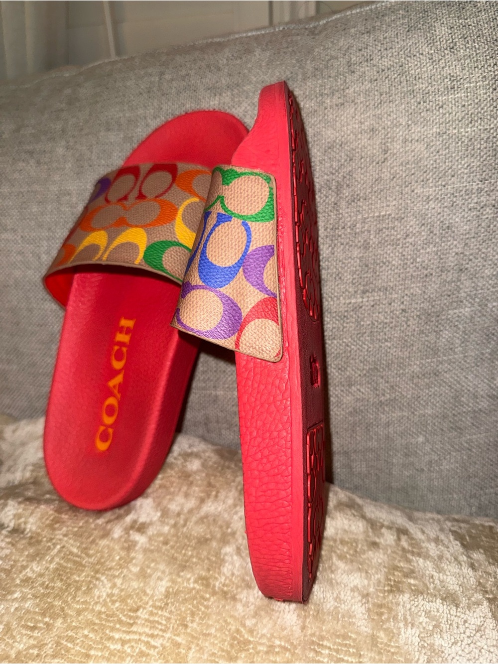 Coach unisex Rainbow Signature Slide Sandals with Red Footbed - Picture 8 of 8